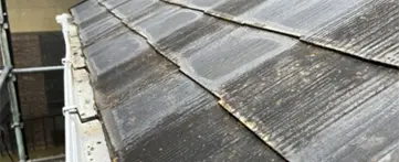 屋根の剥がれ、ヒビ