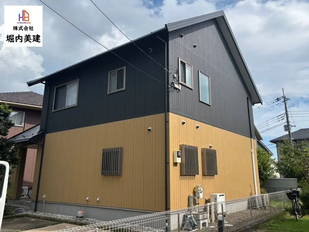 【袖ヶ浦市蔵波】ベージュ×チャコールグレーの外壁塗装