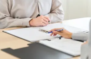 保険会社から保険適応の可否